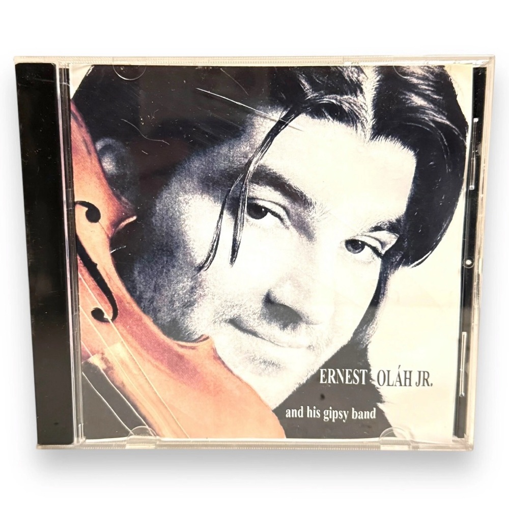 Ernest Oláh Jr. & His Gipsy Band. Rare Hungarian Gipsy Music Rare Disc 2011